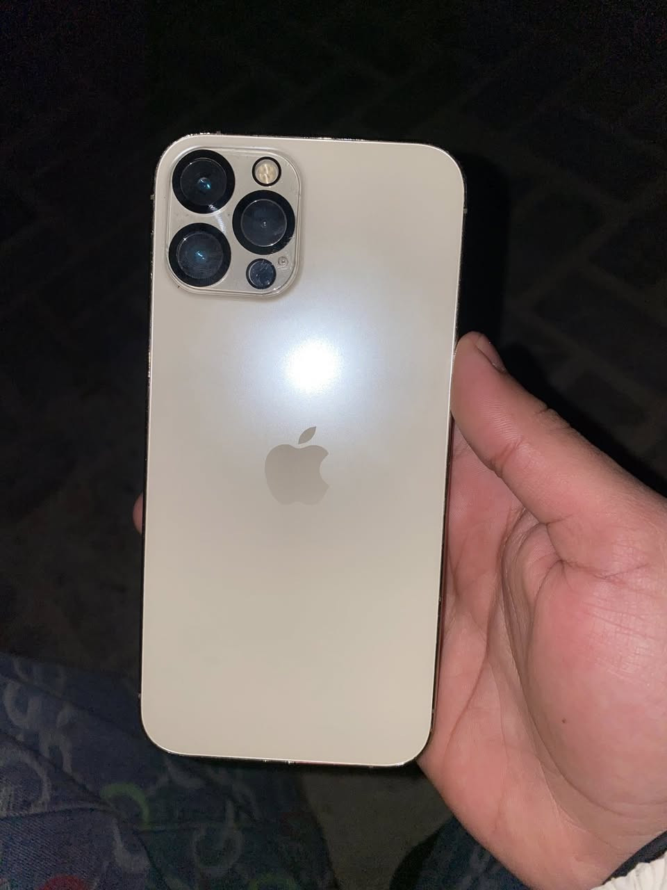 السلام عليكم أيفون 12 برو ماكس
ذاكره 128 بطاريه 77جهاز 
نضيف مجرد مستبدل شاشه +فيس ايدي متوقف 
الموقع بغداد جديده 
للستفسار الاتصال على هذا الرقم
***********
