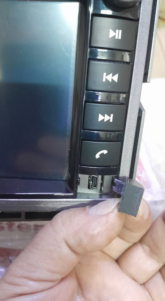 شاشه حجم ٩ انج بلوتوث واواوكس وتاخذ رام وتشغل قرص وبيه خرائط ونضام ملاحه وراديو وصوت مضخم عالي تعمل بلمس والدكم والريمونت وتدعم الاتصال بلموبايل بلوتوث السعر ٤٠ الف


**إذا كنت صاحب هذا الإعلان وتريد حذفه لأي سبب، رجاءا أرسل رسالة إلى الدعم الفني**