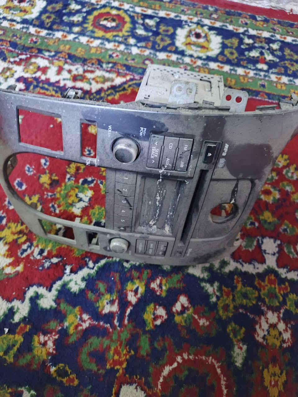 شديت شاشة وهذا اصلي اريد ابيعة صارلة 6 اشهر متروك
شرط الشغل 50 مكاني بغداد البياع الشرطة


**إذا كنت صاحب هذا الإعلان وتريد حذفه لأي سبب، رجاءا أرسل رسالة إلى الدعم الفني**