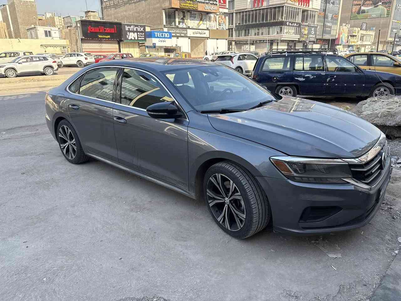 السلام عليكم للبيع باسات 2022 مكينه2000 توربو فول السياره حادثها بنيد ايرباكات برده طاگه بس ماشيه 85الف كيلو متر وليس مايل  للاستفسار 
***********
السياره مبيها نقص كامله مكمله تخم تاير صدر ادامه كامله  ترايك للبصره
