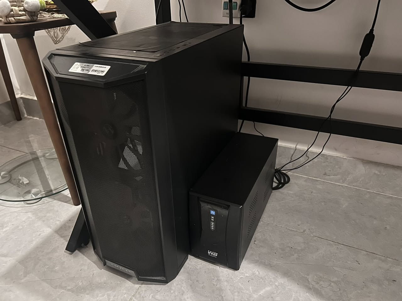 حاسبة pc كاملة للبيع 🔥🔥🔥
شاشة 
كيس تجميع مواصفاتة مذكورة بالصور 
شاشة gigabyte
كيبورد احترافي 
ماوس احترافي 
ماوس باد 
ميز گيمنگ خاص 
كرسي 
جهاز UBS
السعر 800 الف وبيها مجال للشراي 
رقمي ***********
