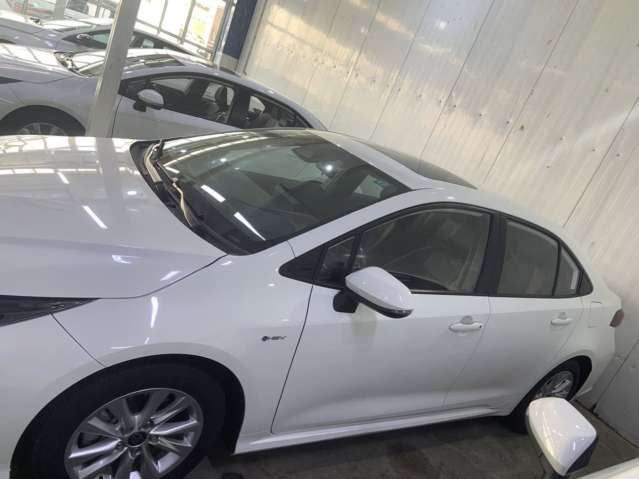 كورلا هايبرد ٢٠٢٤ شكل خليج
ماشية ١٨ الف
داخل جلد اسود 
كفالة عامة  
السعر ١٤٩ وبيه مجال الشراي
مكان السيارة بغداد 
***********
