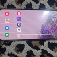 سامسونك S20 بلس • نضيف • خطوط بالشاشة