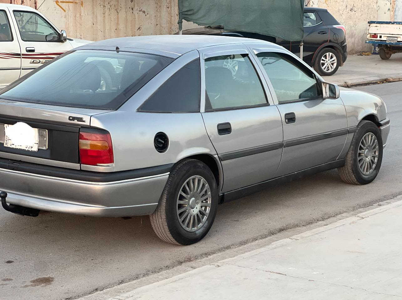 اوبل فكترا موديل 94 
كير عادي حجم 20 
محرك وكير شرط 
كابون بانزين 
سنويه 2028
صبغ جماليه بدون سقف  وبدون دواخل دواير ما مصلح بلادي
   شرط التحويل وكالة عامه مطلقه بأسمي

موصل برطله / *********** سعر42وبي مجال
