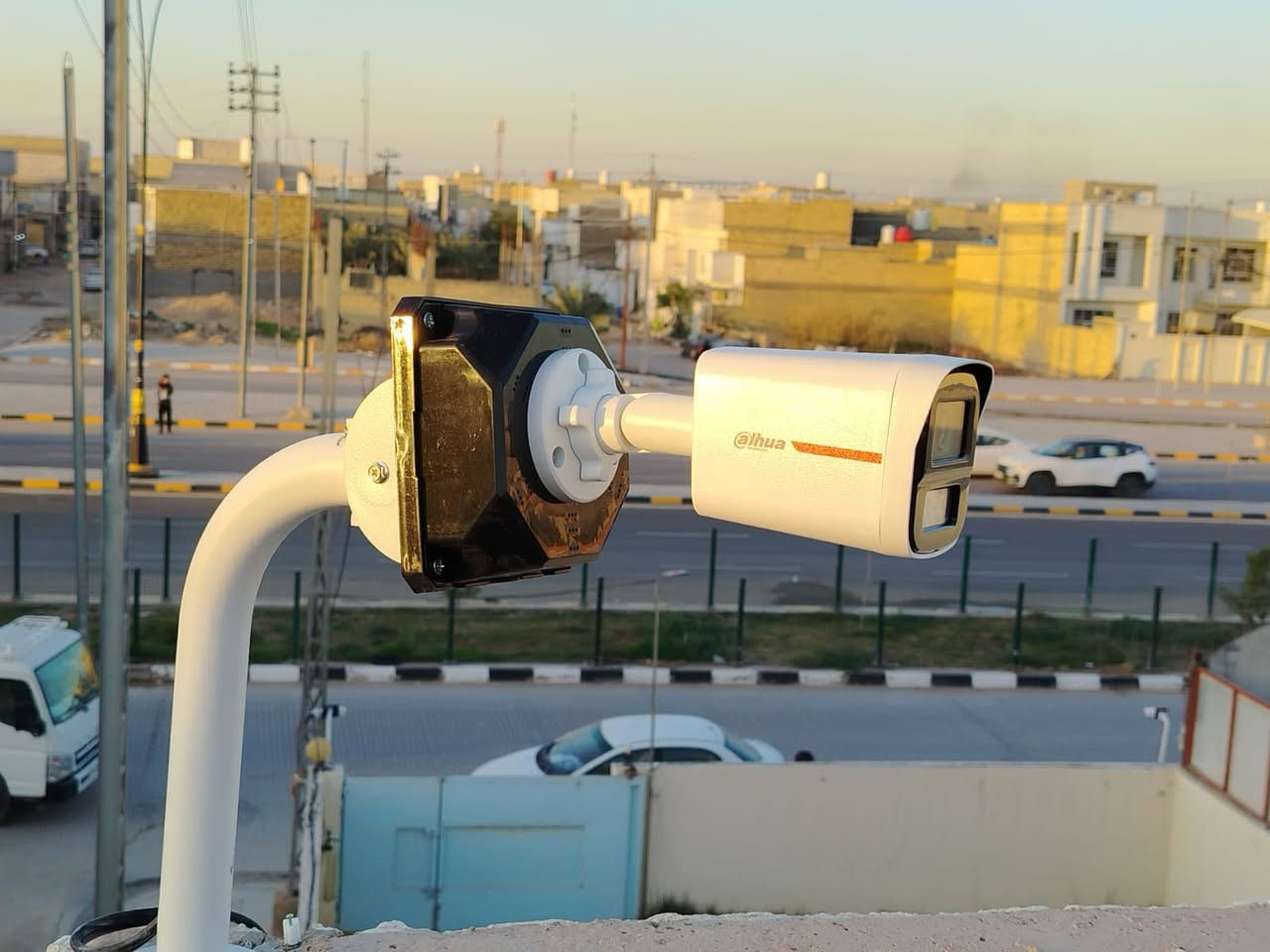 أعمال مركز الأمير لكاميرات المراقبة والانظمة الذكيه
في قرية الغدير النجف الاشرف 
 (تنصيب - وتجهيز) كاميرات عدد 5
حسب طلب الزبون تم العمل 
 Dvr_ xvr 5108 -i3-
CAMERA -DH-HAC-HFW1549XP-A-PRO -5MP

العنوان /النجف الاشرف/ حي الغدير شارع غدير كرامة /مقابل مجمع الشاهرودي وقرب السوق العصري وعالم العصير

***********
