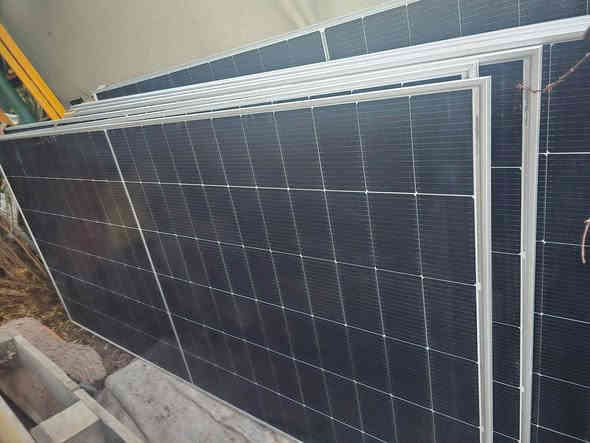 13
 پەناڵی 620 وات بەکار نەهاتووی شەریکەی 
Q 
سۆلار بۆ فرۆشتن بە نرخی جوملە

0774 426 2633
0750 176 2633 السليمانية
