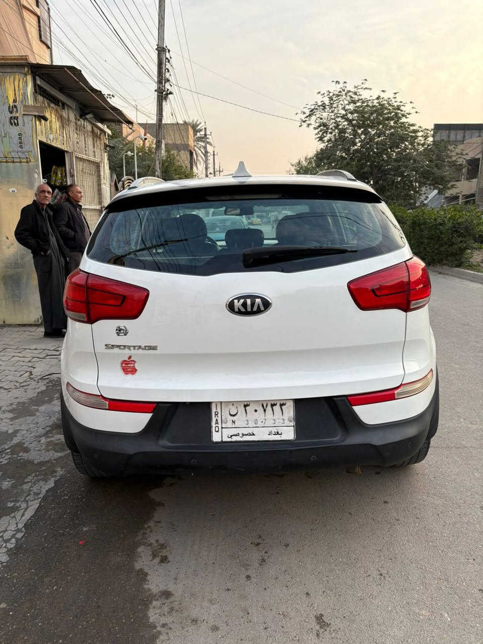 السلام عليكم سبورتج 2014للبيع خليجي فول مواصفات تدفه تبريد قطعتين كير مكينه خير من الله محرك 2400 المرغوب فور ويل تجي وأشوف السياره بعينك 
شرط السونار 
مكاني بغداد الدوره 
السعر 163 وبيه مجال 
رقمي ***********
