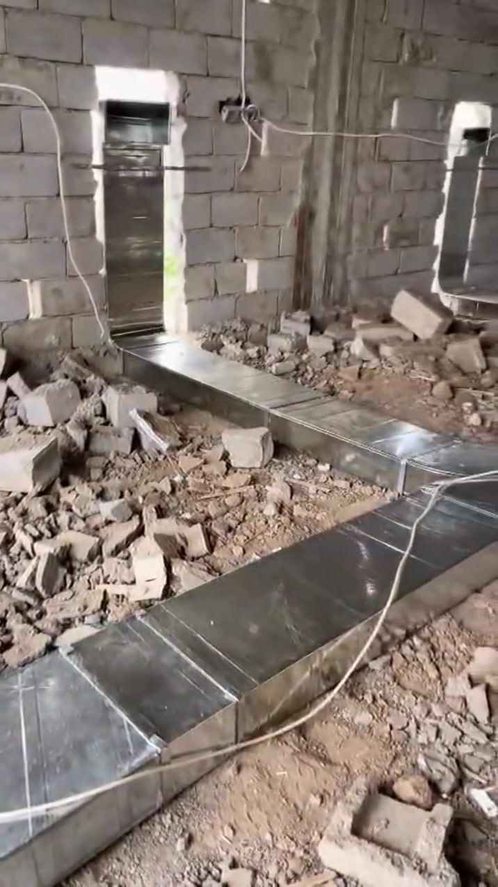 السلام عليكم يوجد كادر دكتات شغل هندسي مع توزيع الهواء بدقة عالية وشرط ضمان نشتغل داخل وخارج قضاء الشركاط بانسب الاسعار الاستفسار اتصل ***********
