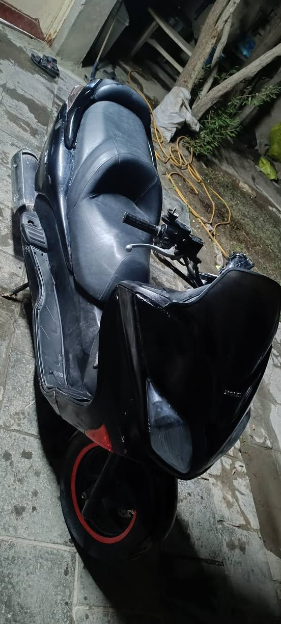 يا الله سلام عليكم 
للبيع فورزه 08 لون اسود
 دراجه حيل نظيفه تايرات جدد 
لاتنقيص ولاتبخير
عليه منضومة زنون ٩٠ الف 
كهربائيات هورن سلف كله شغال 
نكره سلف الدراجه كلجات جدد 
الكشن مدوشم جديد نتيجه تشقق الجلد القديم ٣٥ الف جلد الاصلي 
دراجه تاخذه وراسك بارد كلش حلوه ونظيفه
السعر جدا مناسب 800 الف 
مبايل ***********
