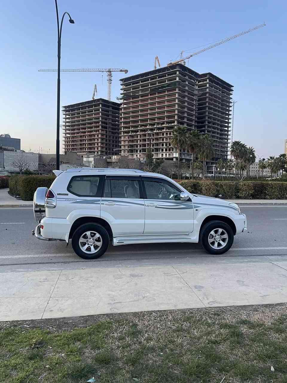 للبيع برادو موديل 2008 ماشيه 115 الف
VX دبل تانكي 6 سلندر 
بيهه صبغ اثر تكشير موضح بالسونار 
كير محرك تبريد كله بشرط 
سنويه بأسمي هزه ورقم جديد اربيل 
السياره نظيفه جدا داخل وخارج 
مكان سياره اربيل 
السعر 173 مجال بسيط 
***********
***********
