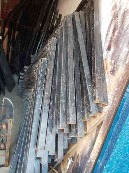 خيم عدد اثنين للبيع القماش نظيف حيل العنوان موصل للاستفسار ***********
