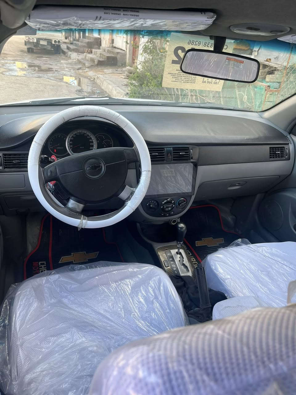 اوبتره موديل ١٢شركه عامه كامله من كلشي رقم بغداد جديد سوناره وياه ماناقص اي اشي تبريد حداديه كلى جديد رقم هاتف صاحب سياره ***********
