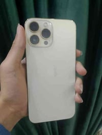 13 برو ماكس للبيع  ذاكرة 256  مبدل(شاشة وبطارية وكامرة وظهر) لون:ذهبي ...