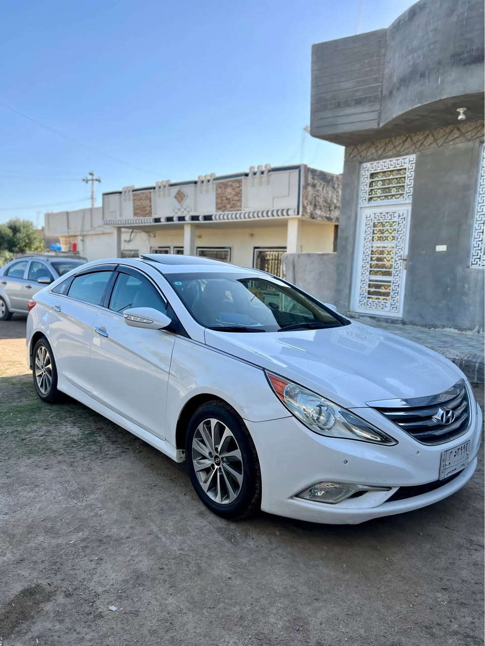 سوناتا 2014 أمريكي لمتد فول مواصفات 
حادثها جاملغ وبنيد مبدل بلادي 
ماشية : 168 الف

بصمة للتشغيل والأبواب ، شاشة كامرة بلادي ، فتحة سقف ، اشاير وحساسات بالمري ، حساسات داير ما داير السيارة ، كراسي كهرباء ، تبريد قطعتين محرك بلادي ما مفتوح GDI 
السعر : 125 

*********** حلة, بابل
