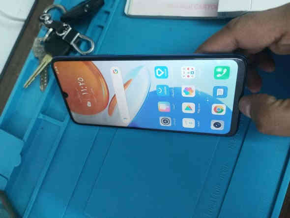 هونر X7
للبيع جاهز حلو نضيف كلش 
75الف توصيل متوفر حسب المناطق في اي وقت متواجدين 
للتصال. *********** قطعه نضيفه
