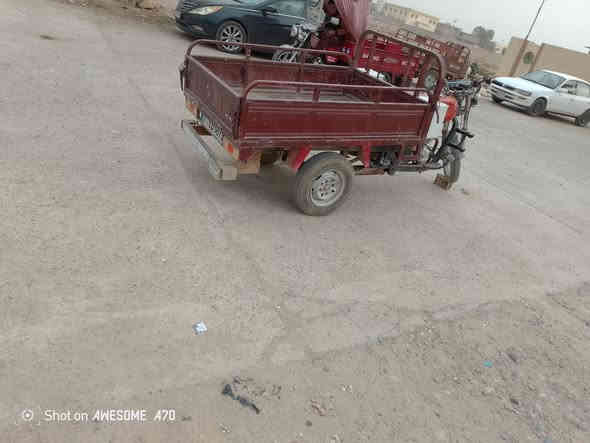 سلمو عليكم بصراويه  ستوته البيع موديل 12محرك 24صبانه ما مطخوخ ركبه شاصي محرك اكسن ستوته خير من الله من كلشي مكفوله سعره 850بيهه مجال بصيط حي العسكري شركه طارق ***********
