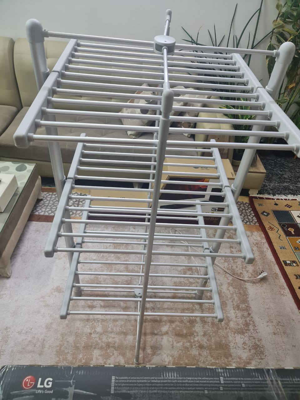 السلام عليكم أغراض جديدة جديدة موجودة في منطقة الطالبية البنوك
تلفزيون ال جي ٥٠ عقدة بالكارتونتة بسعر ٧٥٠ الف 
سماعات ال جي بالكارتونة بسعر ٣٠٠ الف
مجفف ملابس ومنشر ملابس كهربائي بسعر ٦٥ الف
الاتصال واتس ***********
