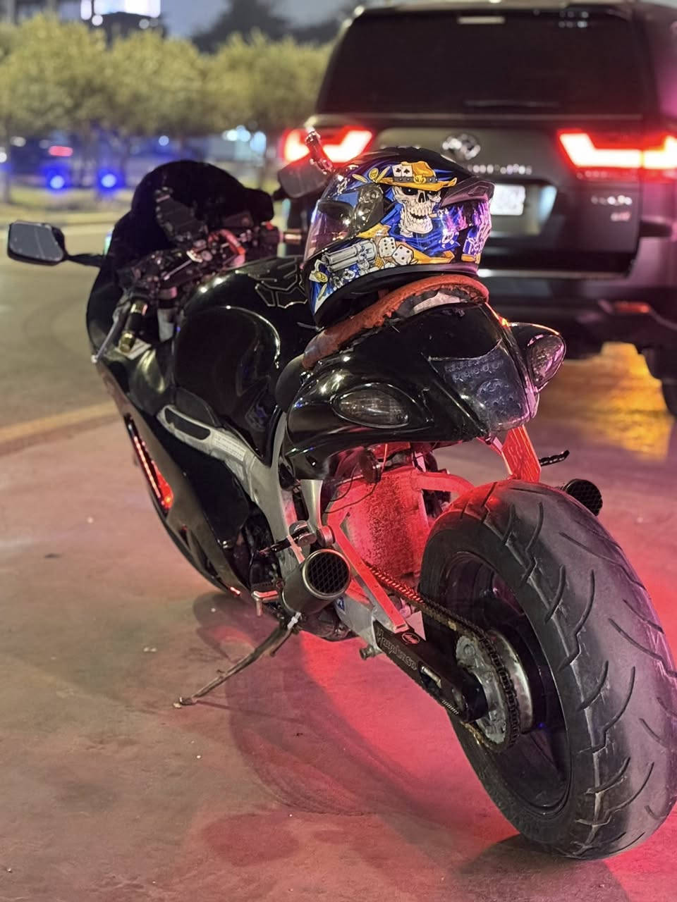 السلام عليكم شبابنة الطيبة
دراجة هايبوزا 2005 للبيع
1-عليها اضافات تطوالة خلفية من وكالة ارشا اصلية
تكدر تفتحها بيدك وتكدر تبقيها يعني قطع مو لحيم
2-خلفيته محدث جيل ثاني وكل الشغل بلادي
3- يدات ذهبية اصلية 
4-المحرك علية ادامة ايم شركة الحسام من دهن وماي راديتر ونوزلات وبلكات وباتري جديد بلاضافة الئ تاير خلفي جديد
5-الدراجة مكفولة كفالة عامة من التاير للتاير كير محرك لا تنقيص ولا تبخير وممفتوحة بلادية
6-الدراجة مرقمة وسنوية باسمي يعني تحويل ثاني يوم ولوحات جدد نكليزي ومكملة من هزة وفحص كلشي
7-السعر المطلوب 55 ورقة وبيها مجال للشراي ولجاد
8-المكان بغداد اليرموك حي الداخلية
9-للاتصال والاستفسار ***********
10-اعتذر ع الاطالة بس وضحت كلشي وبيها بعد اضافات هواي تجي وتشوفهن
