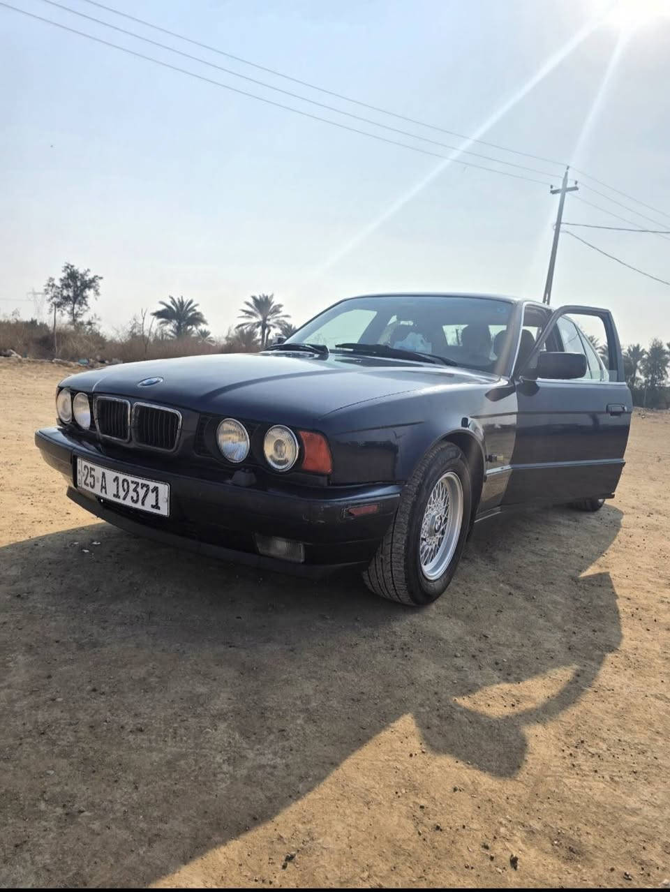 السلام عليكم للبيع بي ام موديل 1995 محرك مسكر شرط كير وتماتيك شرط صدر امامي خلفي جديد تخم تاير جديد   بجم عريض تخم ويل جديد بلاديه  بدون حادث رقم كركوك   مشروع وطني سنويه 20230   موقع السياره ديالى السعر 70 وبيه مجال ***********
