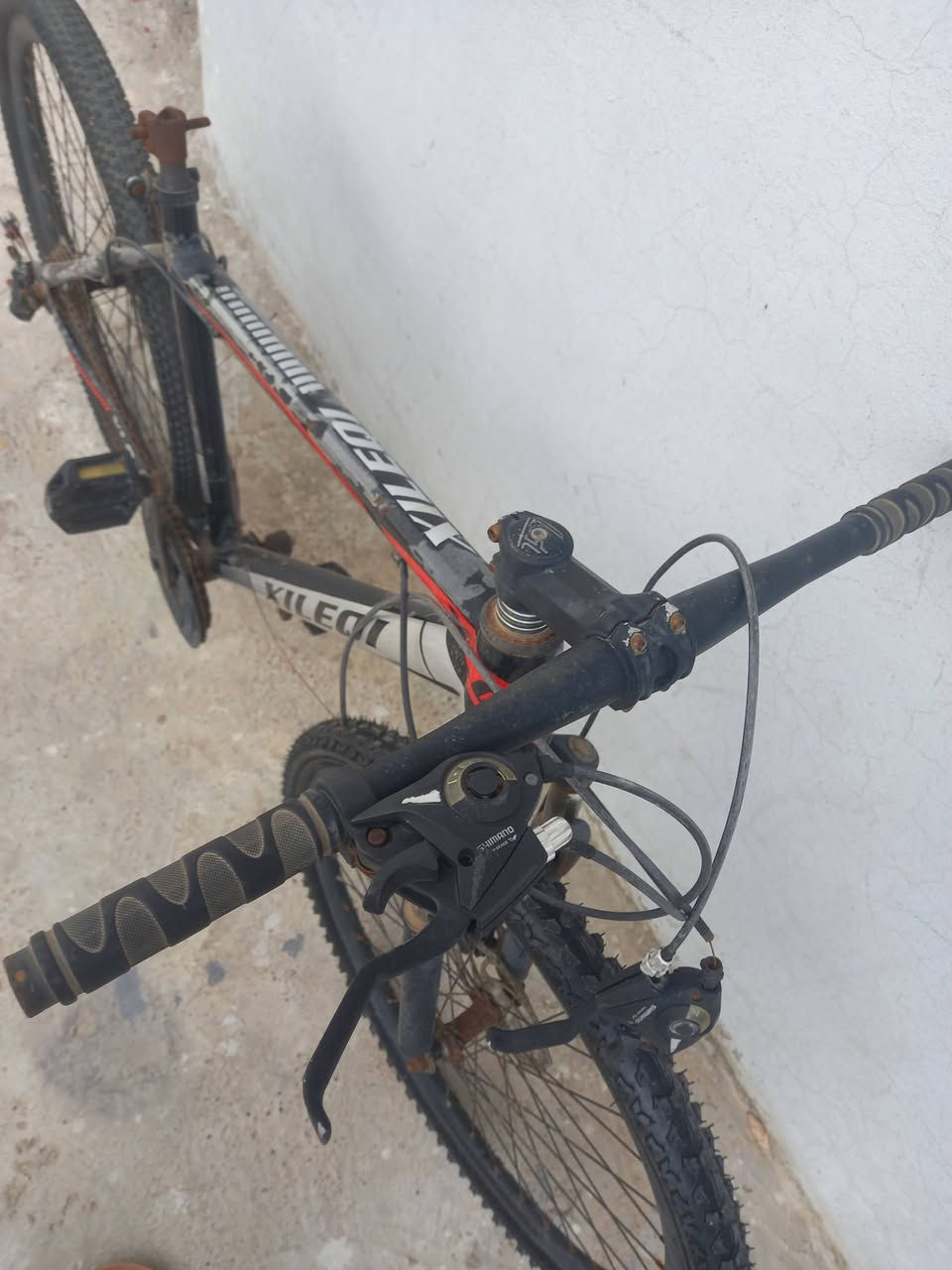 سلام عليكم عندي باسيكل جبلي حجم 26 ونمر7خلفي وامامي3 يرادله كشن وتصليح الكير والزنجيل والسعر 40وبي مجال قليل والاستفسار خاص العنوان موصل مجاور دجلة ستي مقابيل كلية النور طريق الشلالات


**إذا كنت صاحب هذا الإعلان وتريد حذفه لأي سبب، رجاءا أرسل رسالة إلى الدعم الفني**