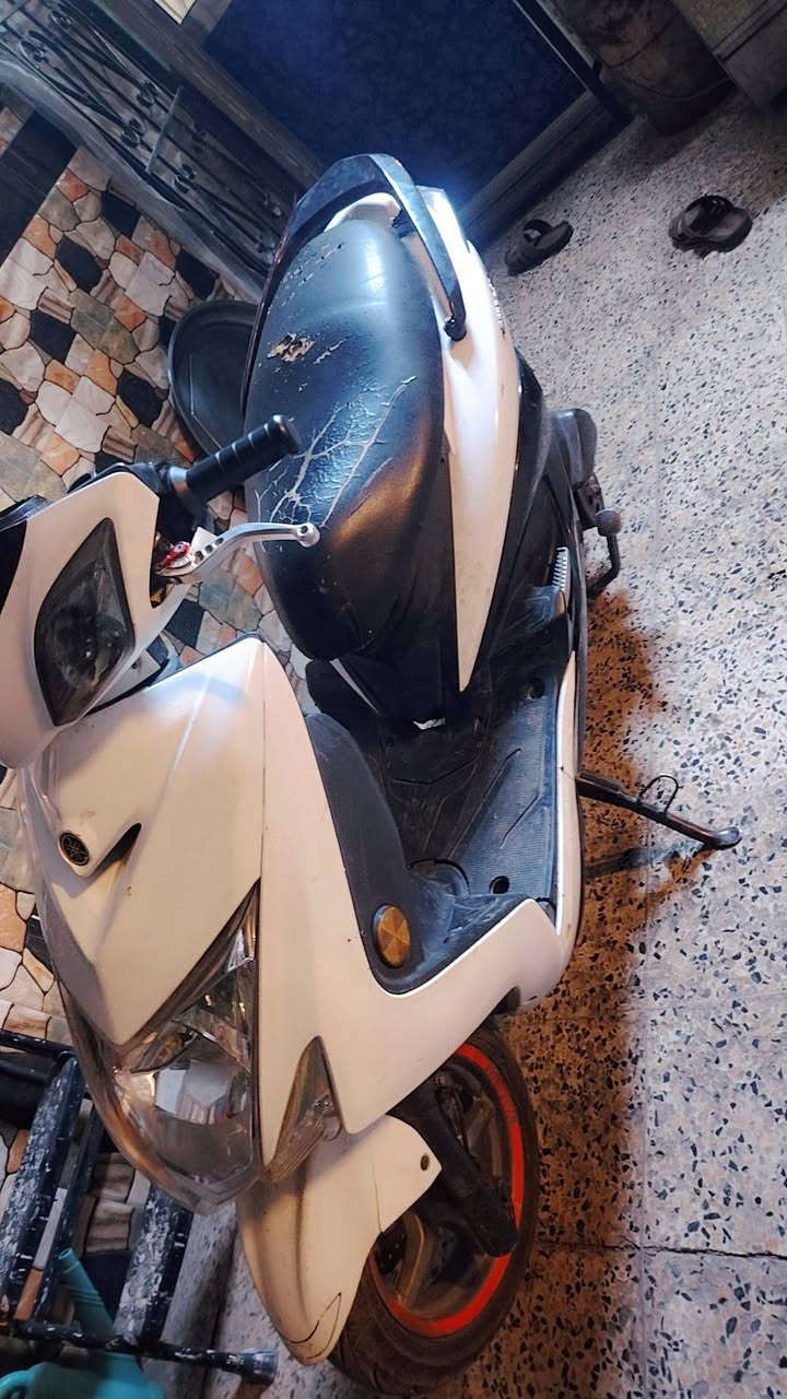 سكنس لد ياباني قبق نفخ ستاند كهرباء دراجة كهربائياات وكلشي بيهة شغال ما بيهة اي نقص نكره سلف وين ما تريد روح تراي اطلع وين ما يعجبك ما بيهة اي نقص شلعه معدل صاروخ ***********بيع او مراوس بشحن
