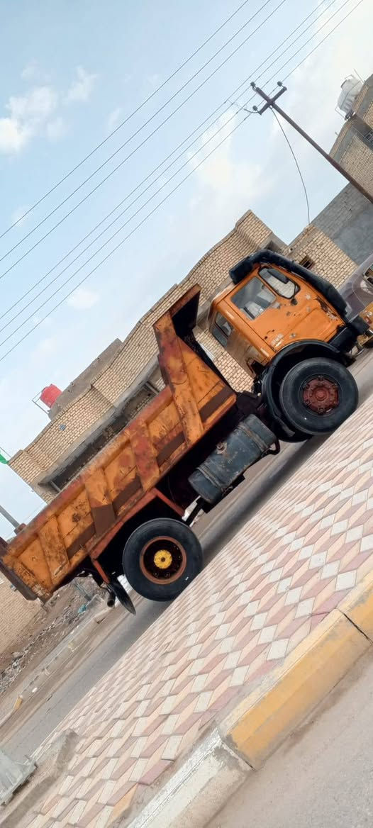 السلام عليكم تم اعادتت النشر بسبب الوعود الكاذبة البي لبيع 74 مكينه 25كير 25 تغم تاير سياره جاهزه ما تخسر عليه ربع السعر 85وبيه مجال المكان ميسان *********** و ***********
