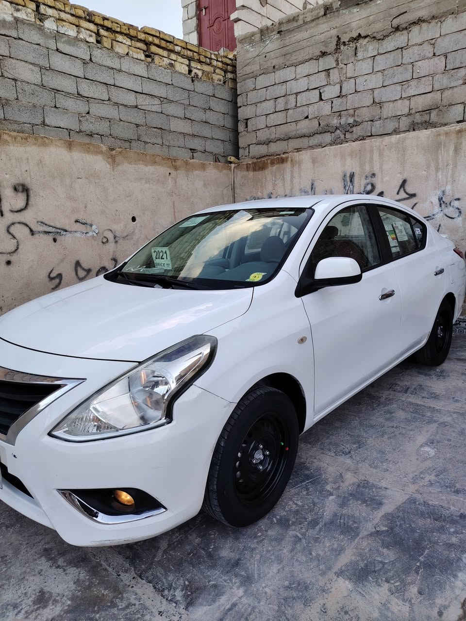 سلام عليكم نيسان صني مديل 21كفاله عامه ائلمه فقط كارت 4اصابع بل بك لايت لورا سنويه ماساقطه ل26 بيه بعد 6شهر سياره مال جناي وكلش مرتبه مكاني نجف سعر 103 وبيه مجال شراي يتصل ونه خادم ***********
