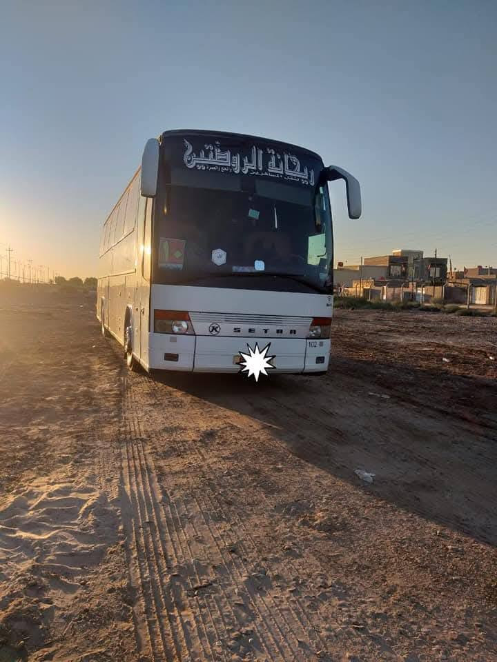السلام عليكم منشأة للبيع سياره جاهزه باتريات جدد تخم تاير تبريد كير مكينه تفاصيل اكثر اتصل ***********
سعره 250وبيه مجال
