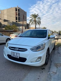 للبيع اكسنت موديل 2016   فول مواصفات   فتحه سقف   أربع دسك  ستيرن صاج ...