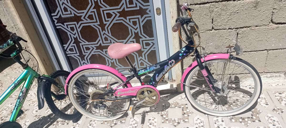 السلام عليكم ... ياباني بالة...الوردي ٦٥ قفل 
الاخضر ٥٥ قفل
حي المزارع/ البعث


**إذا كنت صاحب هذا الإعلان وتريد حذفه لأي سبب، رجاءا أرسل رسالة إلى الدعم الفني**