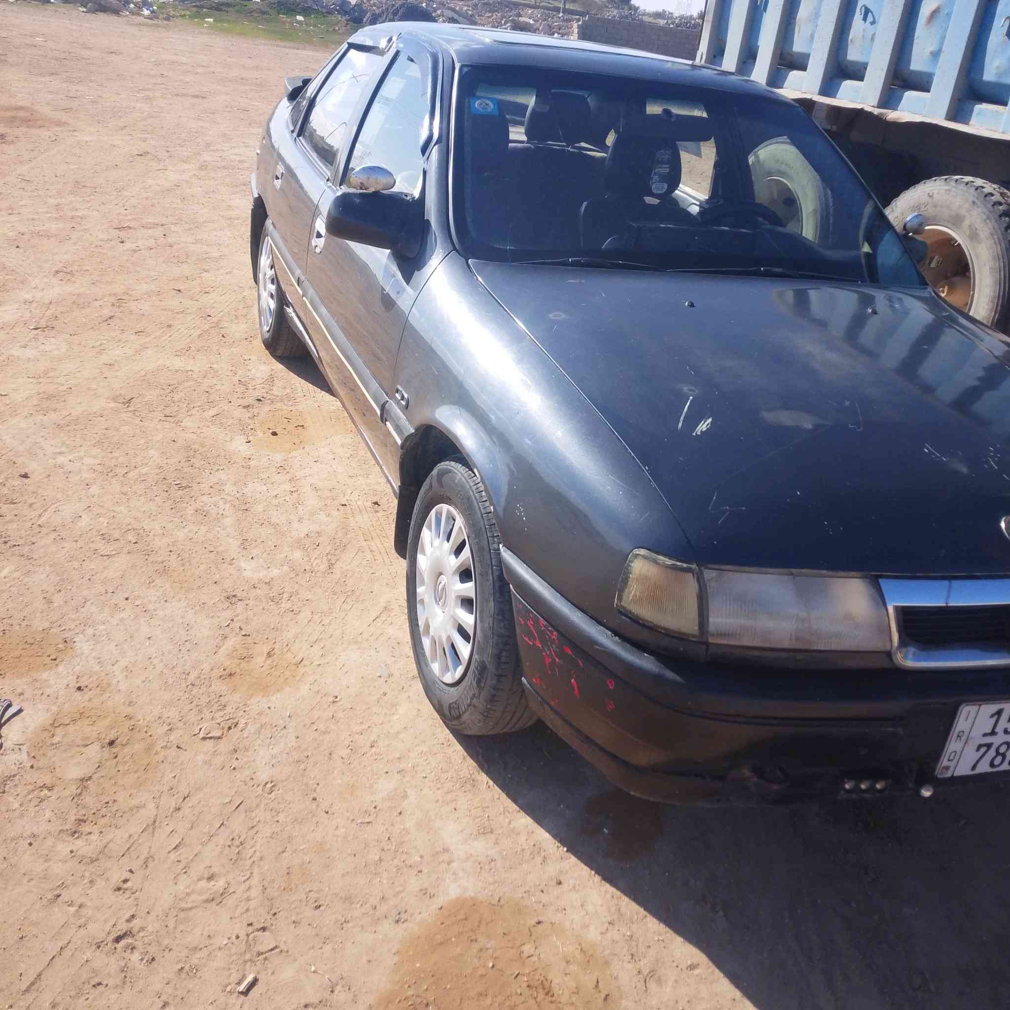 سلام عليكم توجدالبيع وبول فكترة حجم 1٨ ***********
