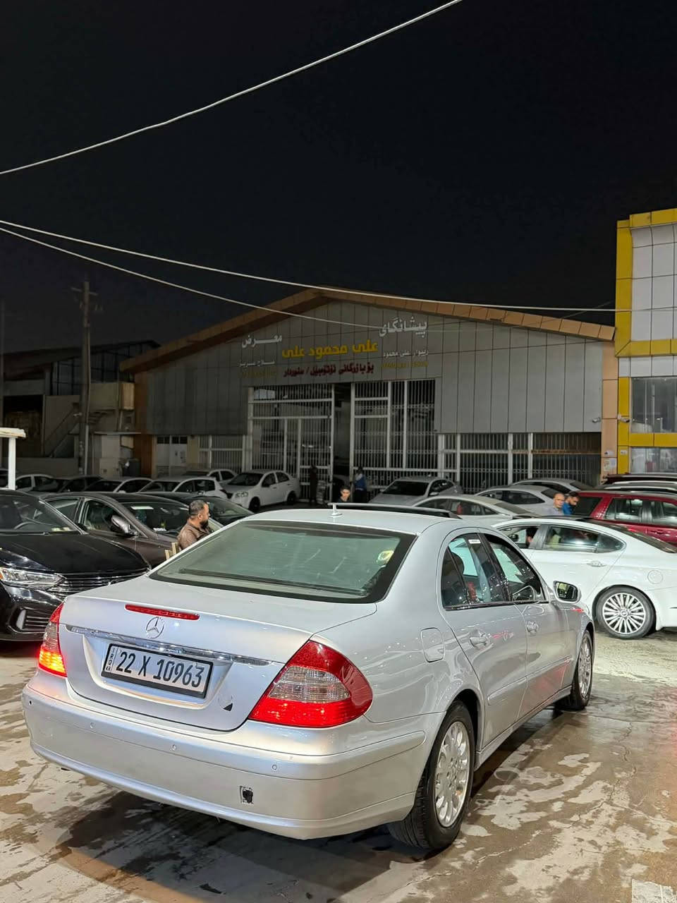 سلام عليكم اخوان عندي مارسدس E200 للبيع و مراوس
مديل ٢٠٠٨ فول فول مواصفات سيارة مكفول كفاله عام
محرك ٤ سلندر سيارة جديد جديد بل📦
سيارة مكفول كفاله عامه من سبغ و بارد 
رقم سنوي كل جديد رقم إنكليزي بسمي 
گير محرك صدر عداديه كل بشرط سيارة جاهزه تبريد ثلج🥶
سحر 115 بيها مجال قلیل💸
*********** واتساب 📞
مكان 🚘 اربيل أربيل, العراق
