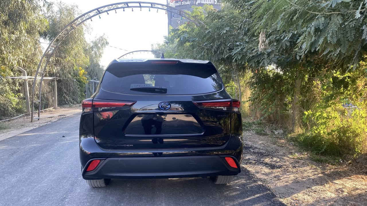 سلام عليكم هايلاندر ٢٠٢٤ هايبرد وارد امريكي فئة Le محرك 2400  ٤ سلندر مواصفاتها معروفه حادثها موضح بالصور ايرباك دركة ودشبول راجعة سستم السياره بيها صبغ دعامية امامية وربع جاملغ  الامامي  ماشية ٧ الاف ميل فقط السيارة بدون رقم وتترقم وين ماتحب رقم مجاني السعر ٢٨٧$  للاستفسار ***********
