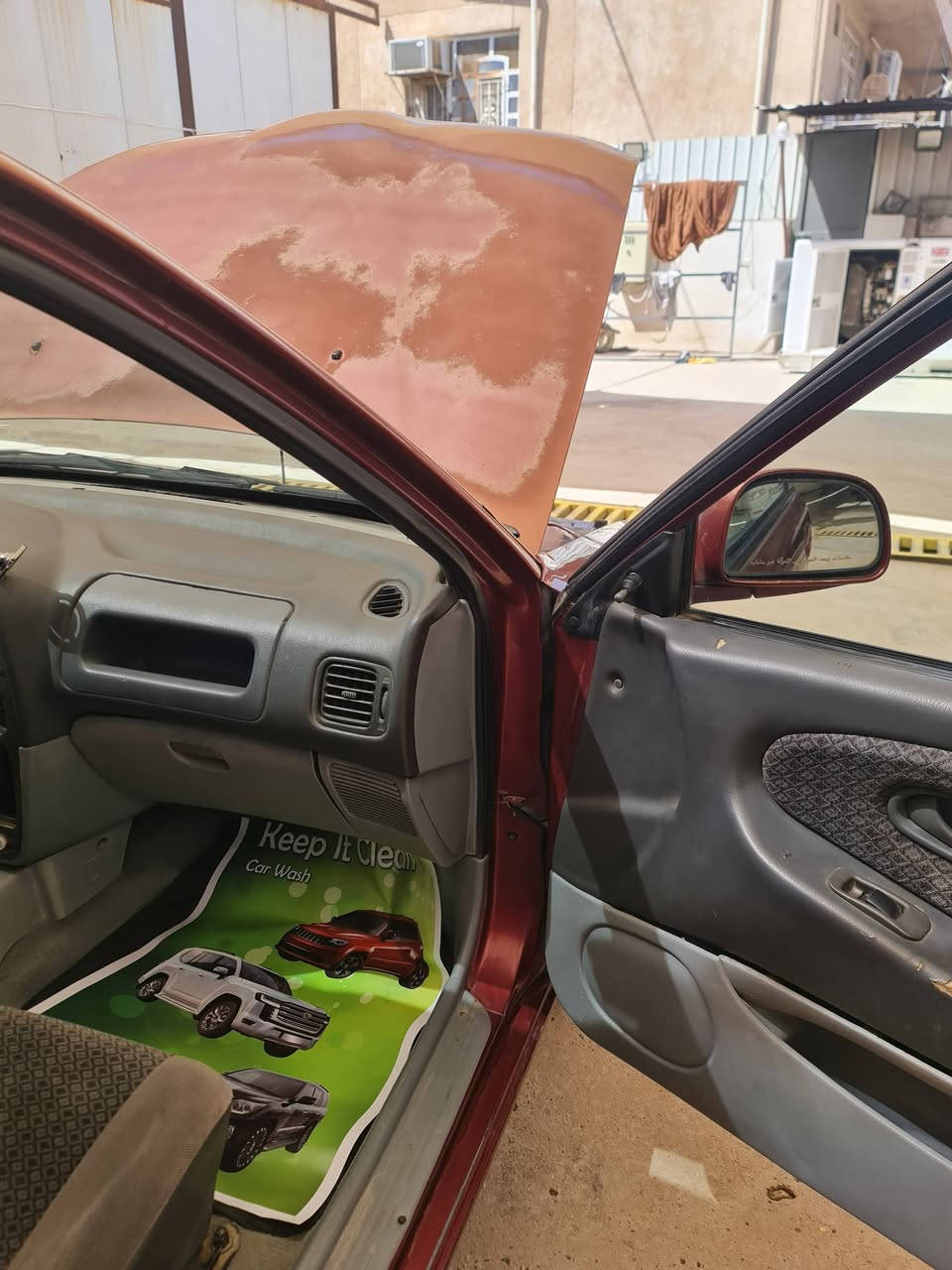 بروتون ٢٠٠٥ بأسمي السيارة جاهزة تبريد شغال مكينة بيهه دخان قليل السعر ٤٣ ورقة
*********** 
مكان السيارة بغداد
