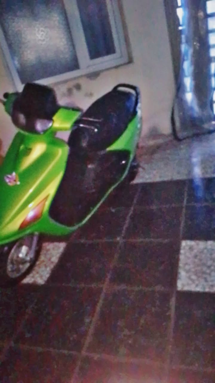 السلام عليكم دراجه فراشه للبيع نضيف مكينه خير من الله سلف هندر دبل نظيف كهربائي كامله اشاير اليت كله شغال السعر 275وبيها مجال  المكان الحله جمعية قرب حديقه الحيوانات رقم الهاتف ***********
