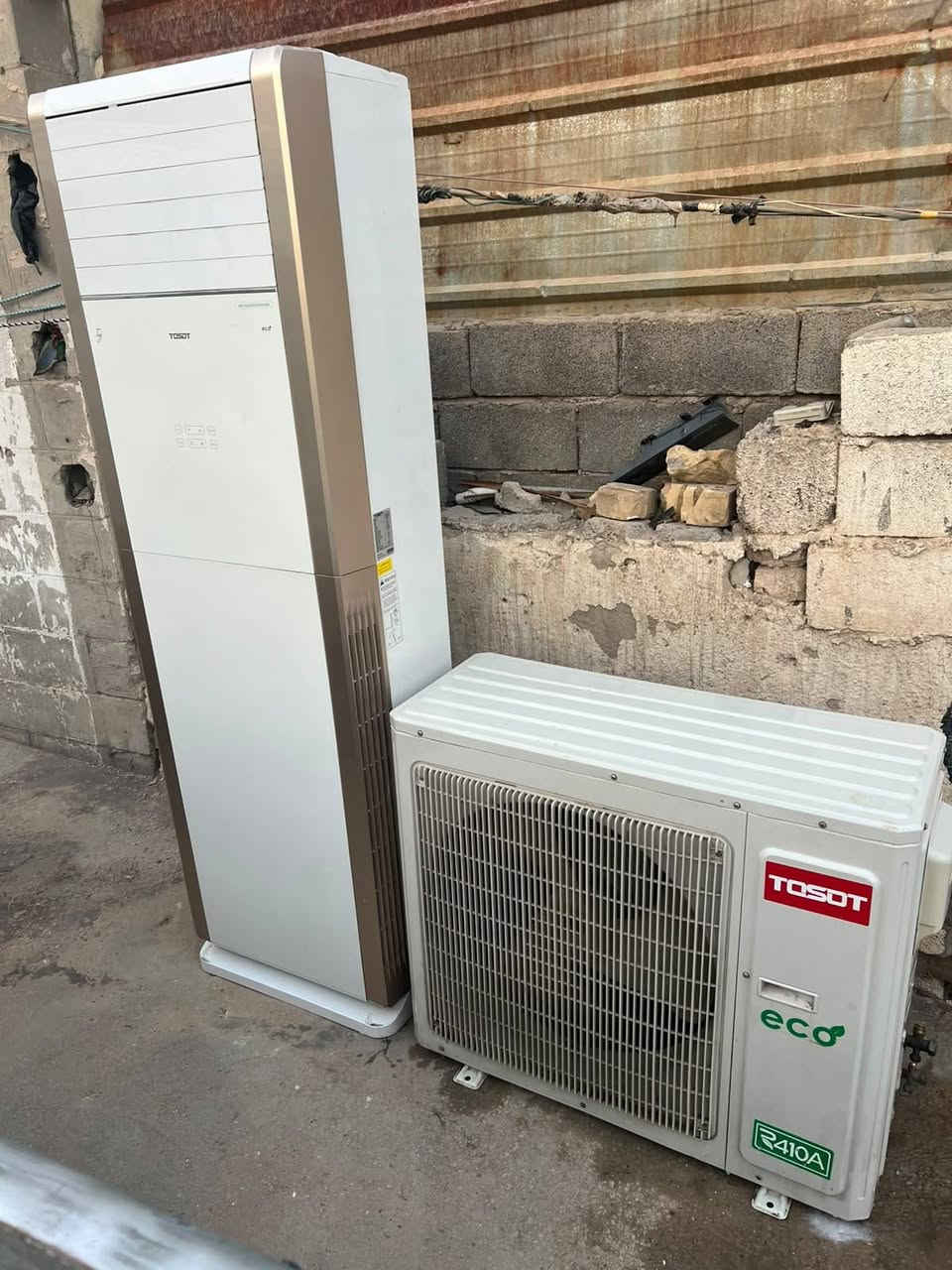 السلام عليكم عندي سبلت ثلاثه طن نوع توسوت غاز 410 سبلت شغال وما داخل اي تصليح حار بارد اصدار 2019 جديد سعر مليون وخمسين وبه مجال بسيط مكان بغداد ***********

