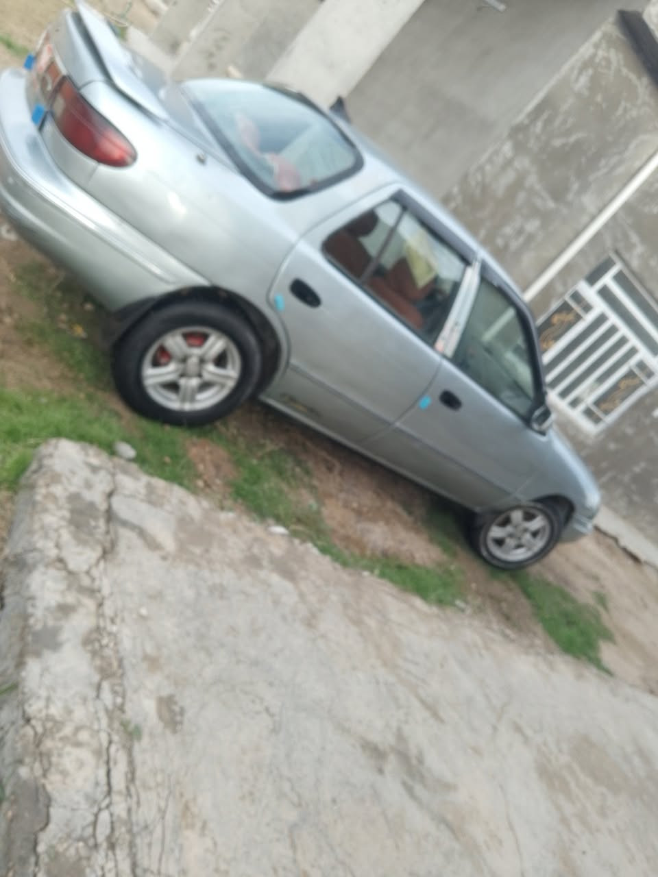 سيفيه موديل 1993 جاهزه من كلشي سعر 30 وبيهه مجال 
***********
