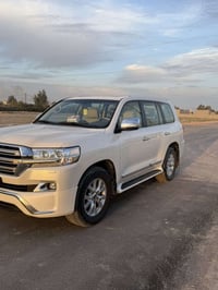 لاندكروز • ٢٠١٦ • نجف طريق كربلاء