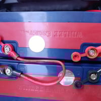 دراجه r9 مدرعه شركة ونلي الاصليه 5بطاريات مصار اسبوعين من مشتريه وصله ...