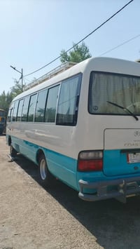 كوستر للبيع 2005 سعر 185لستفسار على هاذا رقم07822840408