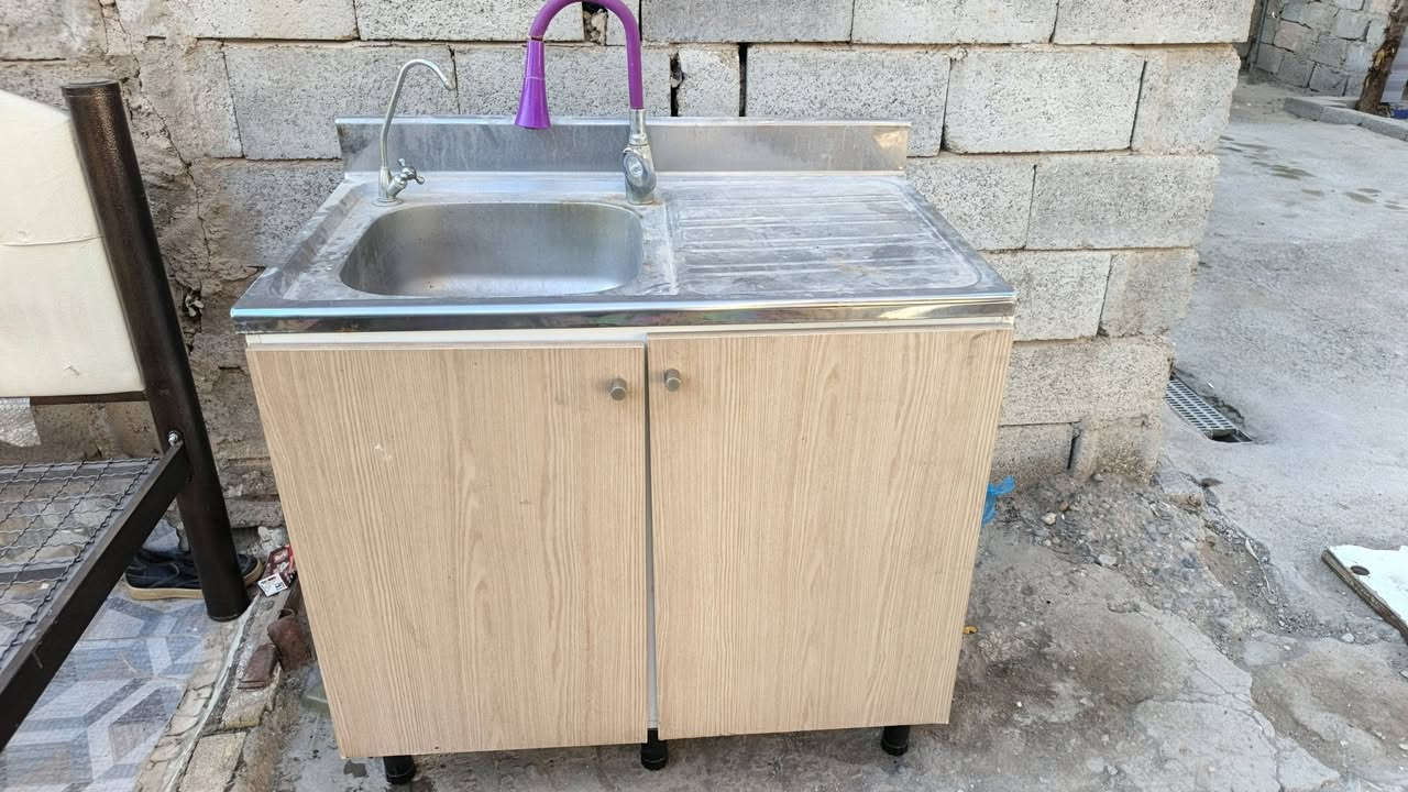 للبيع اثاث مستعجل على بيعتة اي استفسار اتصل ***********
