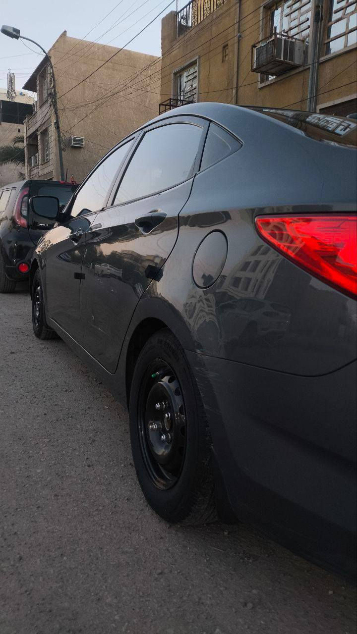 سلام عليكم اكسنت امريكي موديل 2013 للبيع مكانه الاعظميه بيه صبغ فقط دوسه السونار موجود وياهن السعر 90 وبيه مجال ***********
