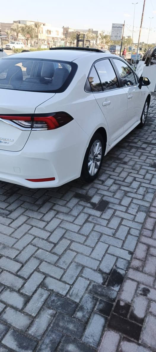 السلام عليكم للبيع
كورلا هايبرد موديل /2024 خليجي مكفولة كفالة عامة  لا بارد لاصبغ لا تبديل 
ماشية 27  الف بحاله الوكالة 
فول مواصفات 
فتحه + بصمه + علامة السودة +مكينة 1800+ هند بريك بصمه +رادار امامي +اوتو هولد + فول تحكمات + كامره دواره + رادار خلفي +تحديد مسار + قيادة آلية +بصمات عدد ثنين+الارضيه مغلفها جلد للحفاظ عليها  
وباقي لمواصفات لمعروفه 
السيارة بسمي تحويل مباشر قبل سبوع مبدل دهن وفلاتر من الحسام 
السعر 148 وبيها مجال
مكان السياره بغداد *********** 
للستفسار ‭***********
