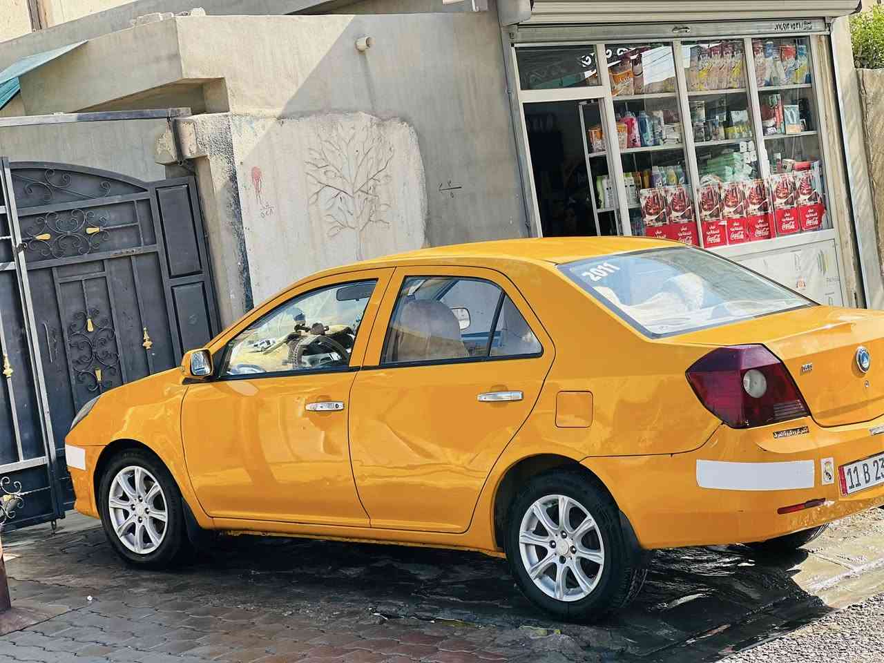 سياره جيلي كير عادي موديل 2011
نضافه فول رقم بغداد مكان كركوك رقم ***********
