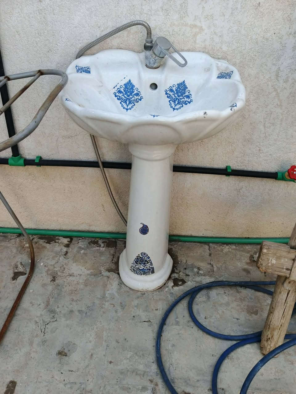 السلام عليكم قنفات ملكيه 10مقاعد نضاف
ومغسله بس شاديها جديده وجهاز كليجه نضيف كلهن ع الفحص


**إذا كنت صاحب هذا الإعلان وتريد حذفه لأي سبب، رجاءا أرسل رسالة إلى الدعم الفني**