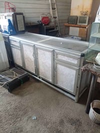 كاونتر • ٢م • أرضي