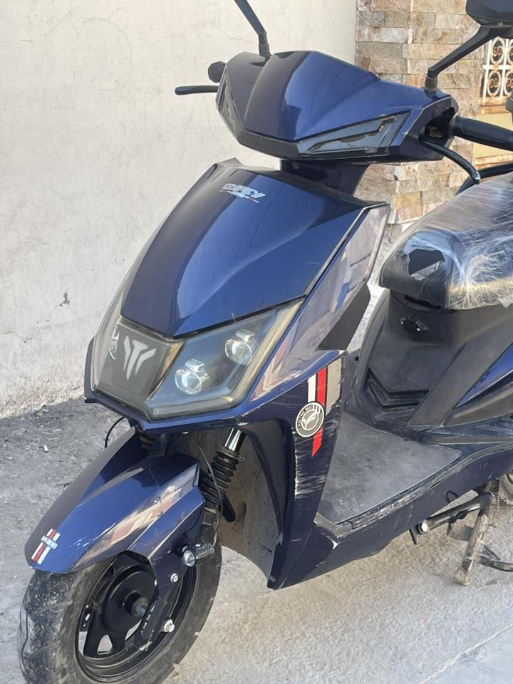 دراجه للبيع سكنس نضيف حيل بيع او مراوس بماكس بانزين السعر 575 وبي مجال ‭0789 183 7709‬
