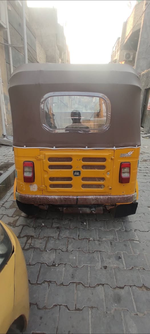 السلام عليكم
تكتك 2018داخله ب2019 رقم وسنويه ب اسمي تحويل ثاني يوم مكينه خير من الله لاتبخير ولاتنقيص 
السعر 6000
الهاتف ***********
