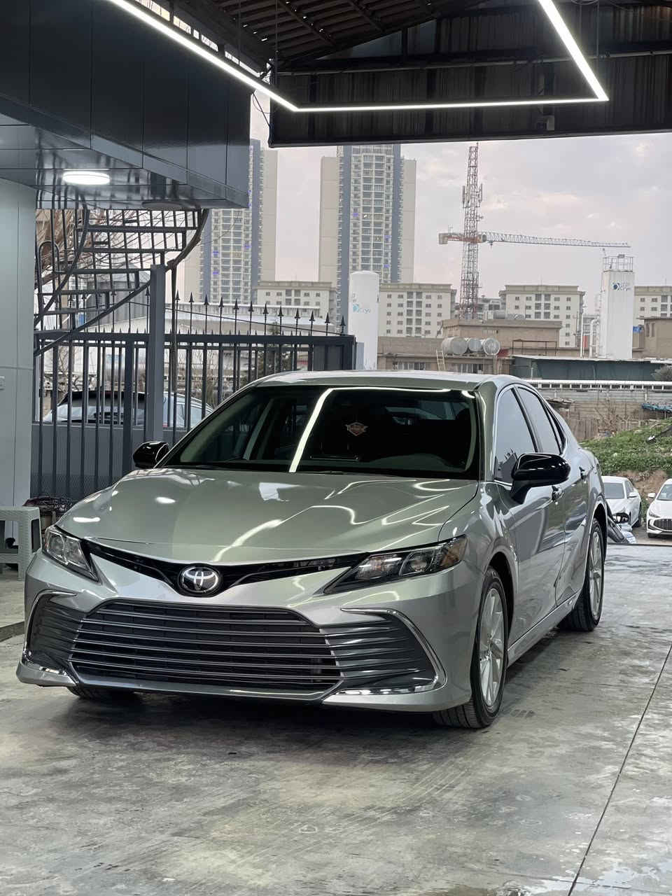 Toyota camry 2024
مواسەفاتLE 
ڕاداری پێشەوە (ئۆتۆ ستۆپ)
ڕاداری خەتی جادە
لایت لید

‎سێ شێوازی لێخوڕین( عادی،ئۆتۆماتیک،سپۆرت)
چوارجام ئۆتۆ
کامێرە 
شاشە گەورە
سوکان ڤۆلێۆم
تەحدید سورعە
حاسەی تایە
تەنها ١٠ هەزار ڕۆشتووە
بۆنیدی بۆیاخە بێ ناوگرتن
نرخی ١٨٨ وەرەقە
ژمارە موبایل
***********

سلام عليكم
Toyota camry LE
‎كامري 2024

مواصفات LE 
ماشية ١٠ الف 
محرك 2500 

كشن كهرباء 

شاشه كبيره 

كامره دواره 

ثلاث انظمة قياده 

رادار امامي 

قياده ذاتيه 

تنبيه الخروج من مسار الطريق

لايت لد

تحكمات ستيرن 

تبريد لمس شاشه 

بونيد صبخ بدون دواخل
سعر ١٨٨ ورقه 

‎العنوان سليماني اتصال ☎️ ***********
