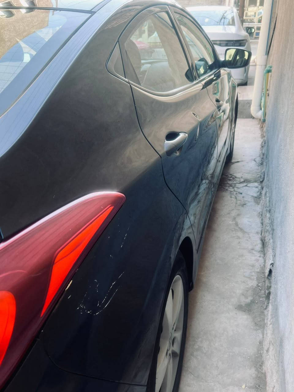 النترا موديل ١٦ بيع او مراوس
 رقم سليمانية وجديد
 تحويل مباشر حادثهه جنطة
السيارة ليبل واحد ايرباك كله سليم
 بيهه منظومة غاز 
شاشة وكامرة وتحكم ستيرن
نظام كروس وايكو محرك ١٦٠٠ 
السعر ١١٥
مكان السيارة بغداد الشعلة او الدولعي
***********
